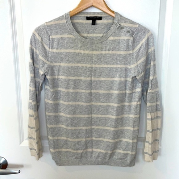 BANANA REPUBLIC | Women’s Gray & White Striped Sweater Size XS - Picture 5 of 6